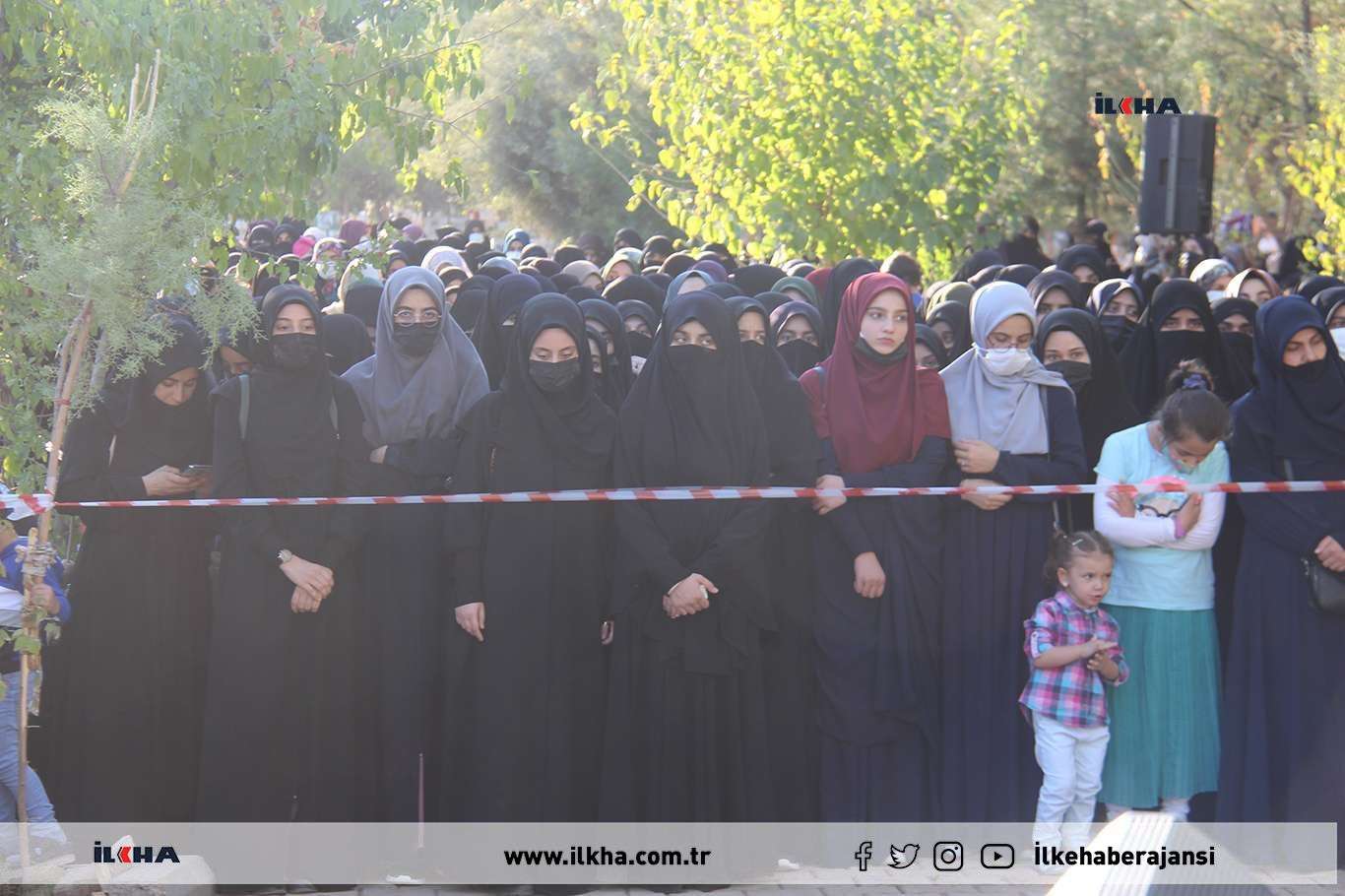 Martyrs of October 6-8 massacre commemorated at the site of their grave